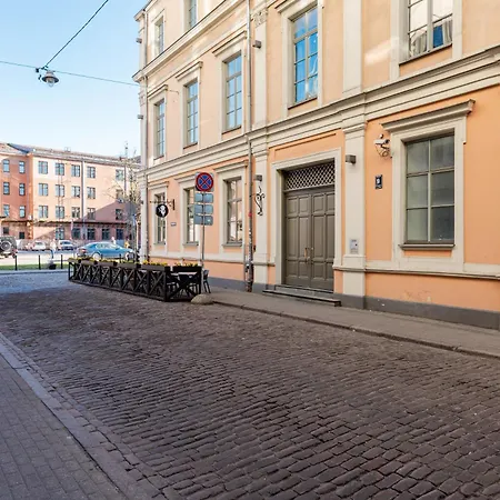 Authentic Old Heritage, 2br, Grand Ceilings Διαμέρισμα