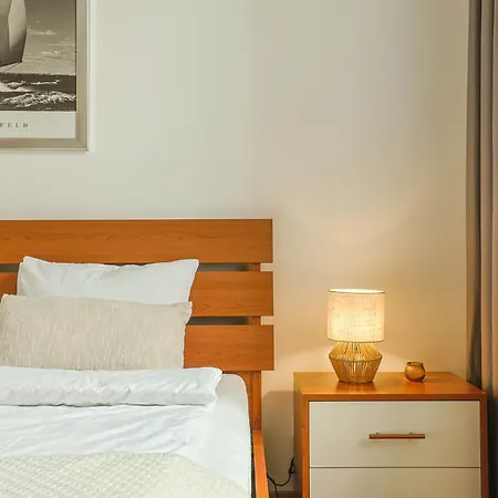 Authentic Old Heritage, 2br, Grand Ceilings Apartmán Riga